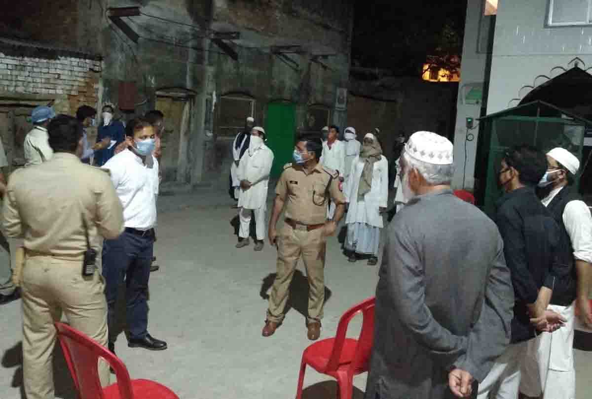 11 people involved in Nizamuddin procession met at Hajiganj mosque in kannauj