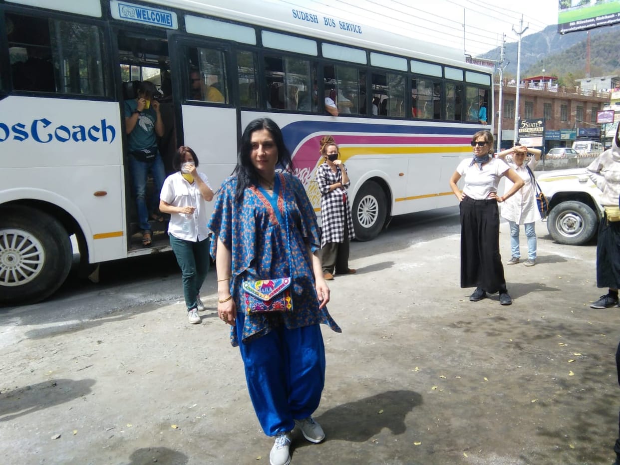 Uttarakhand Coronavirus Lockdown : Foreign Tourist can go to their country Now