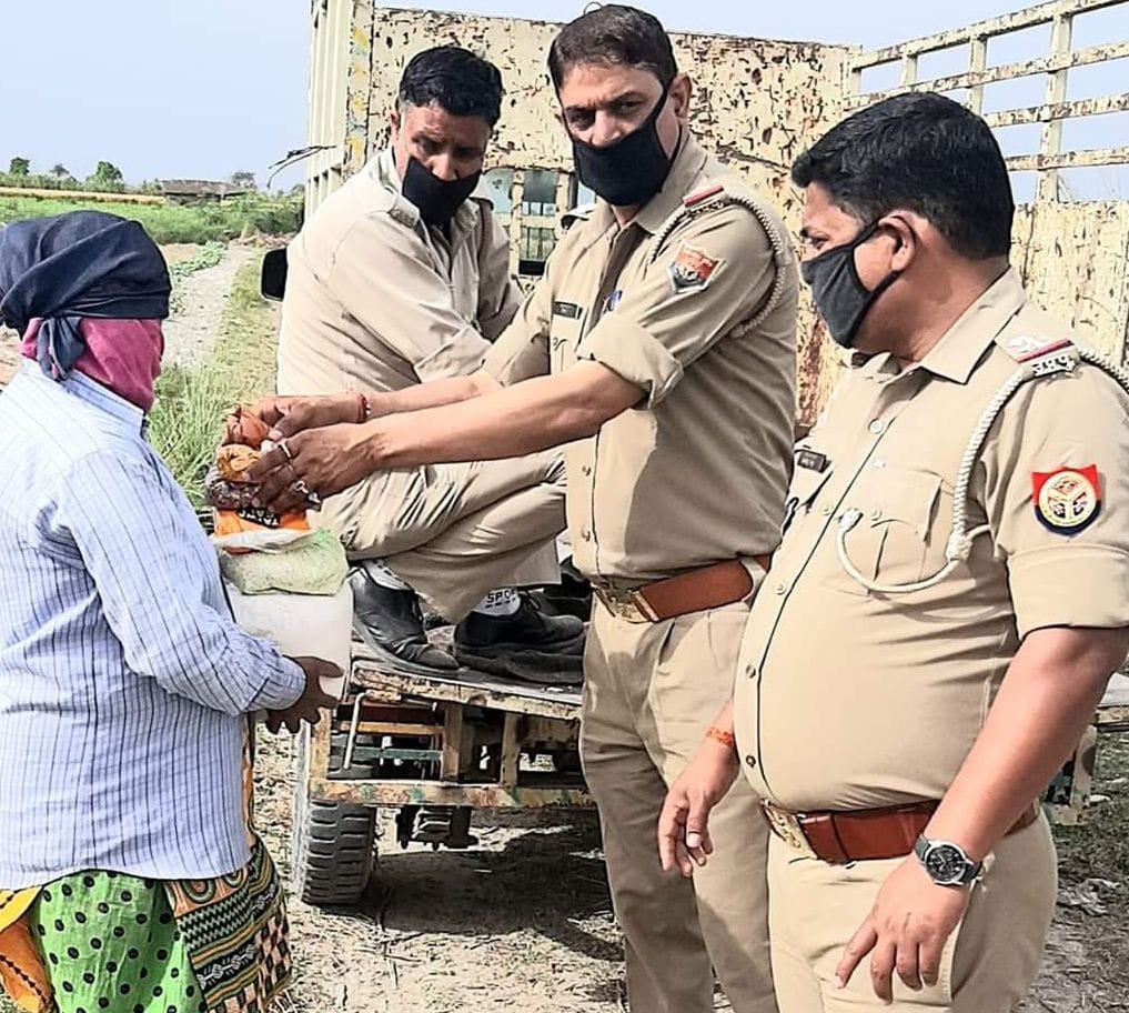 thousands of food packets are distribute for poor people