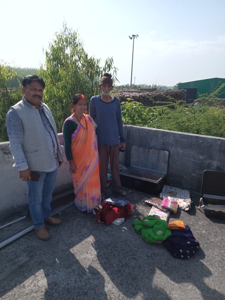 rudrapur : theft in retired Assistant Accountant