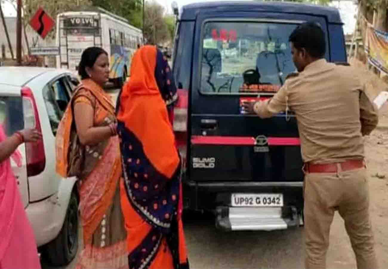 Police rushed pregnant woman to hospital in jalaun