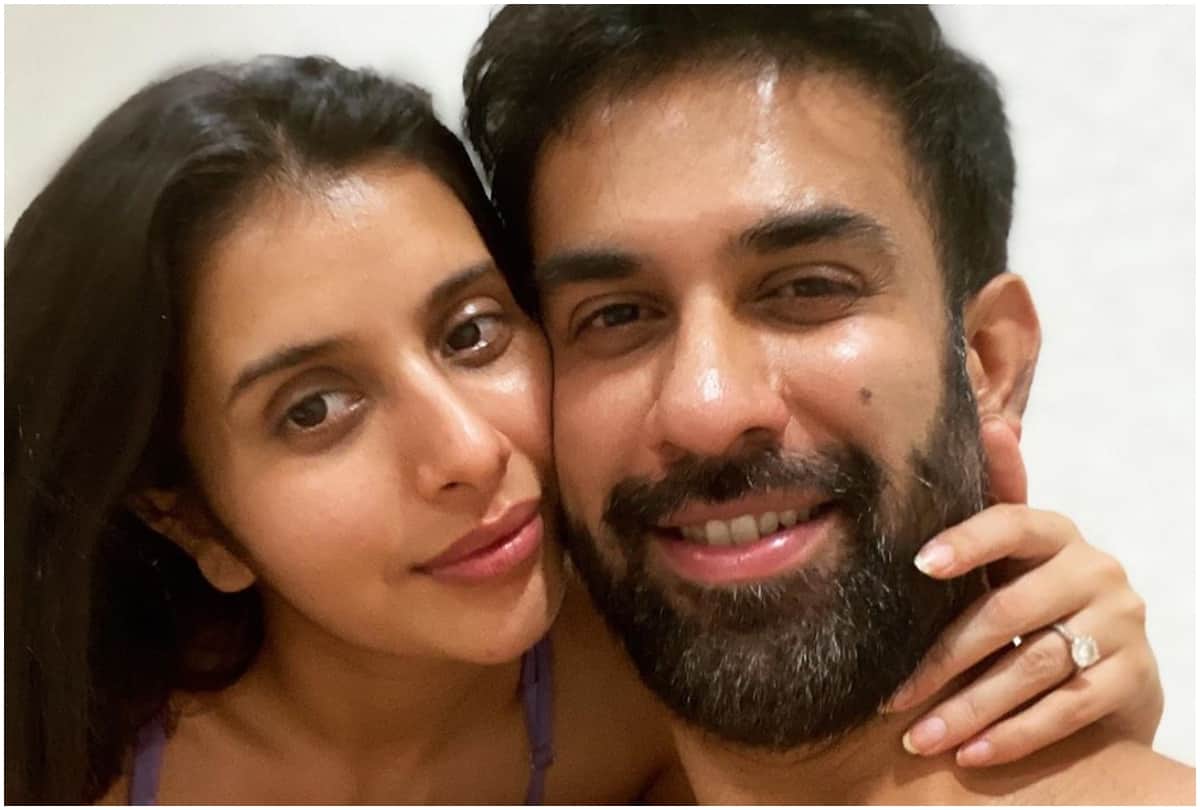 Sushmita Sen brother Rajeev Sen trolled after sharing private pictures on Instagram with wife Charu Asopa