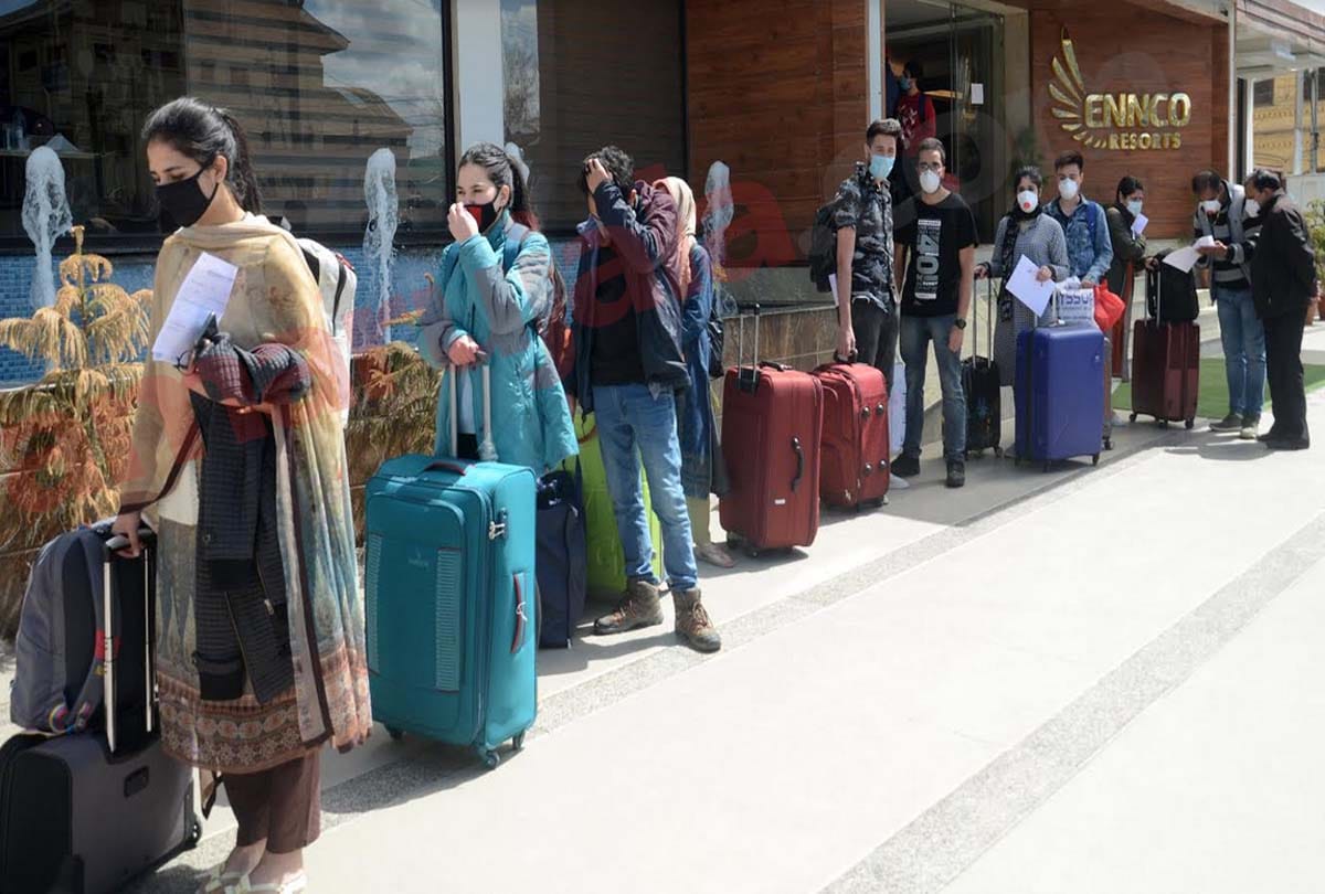 coronavirus latest update Jammu Kashmir, Bangladeshi students who have 14 days quarantine to go home