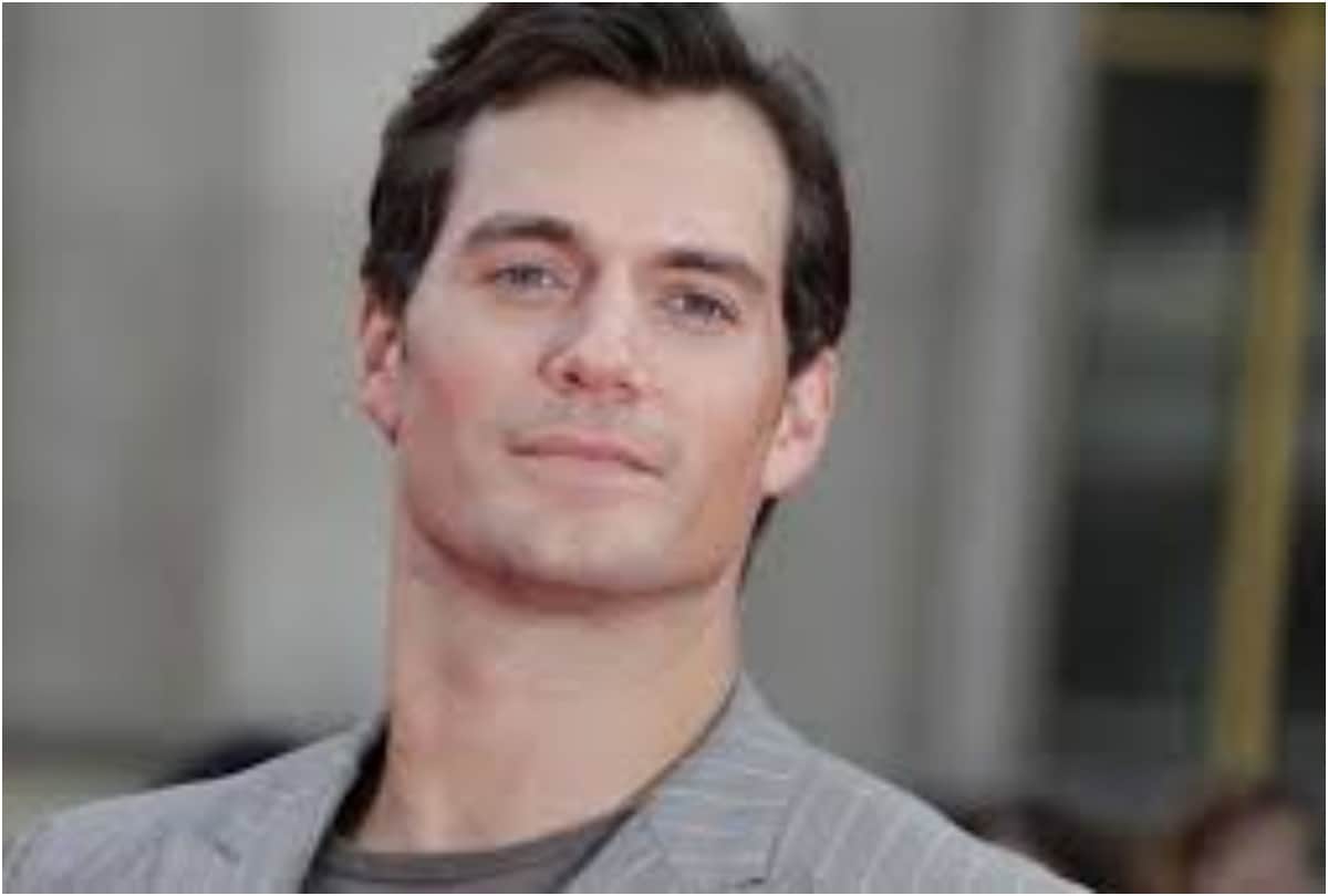 robert pattinson make world most beautiful men