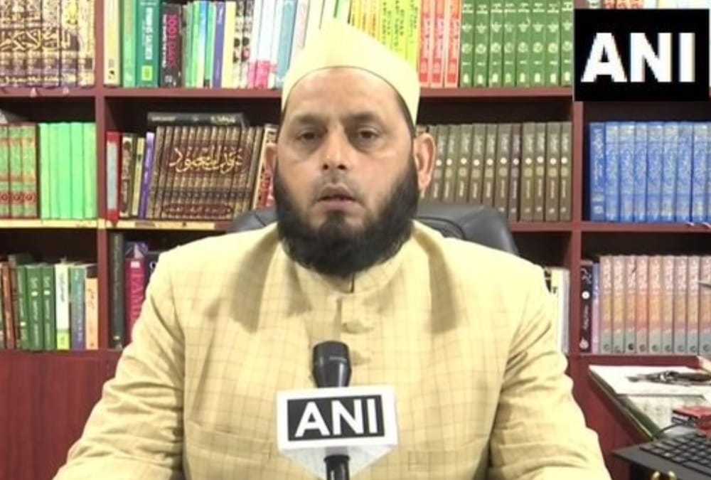 Preparations started in masjid regarding Namaz Issued advisory