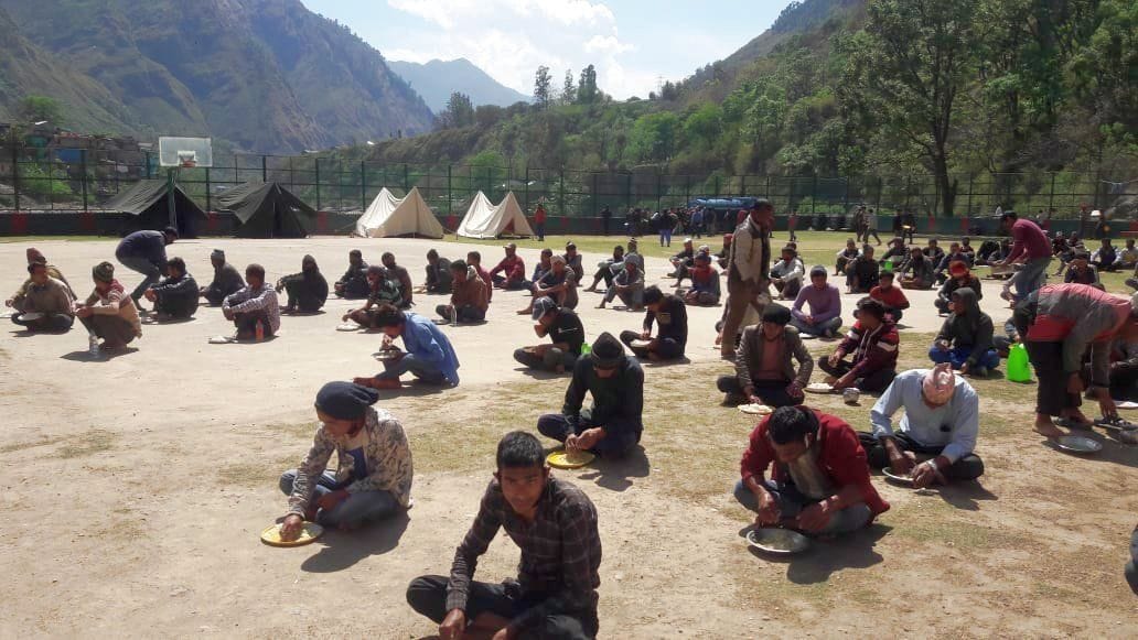 1250 Nepali citizens are stranded in Dharchula and Jhulaghat