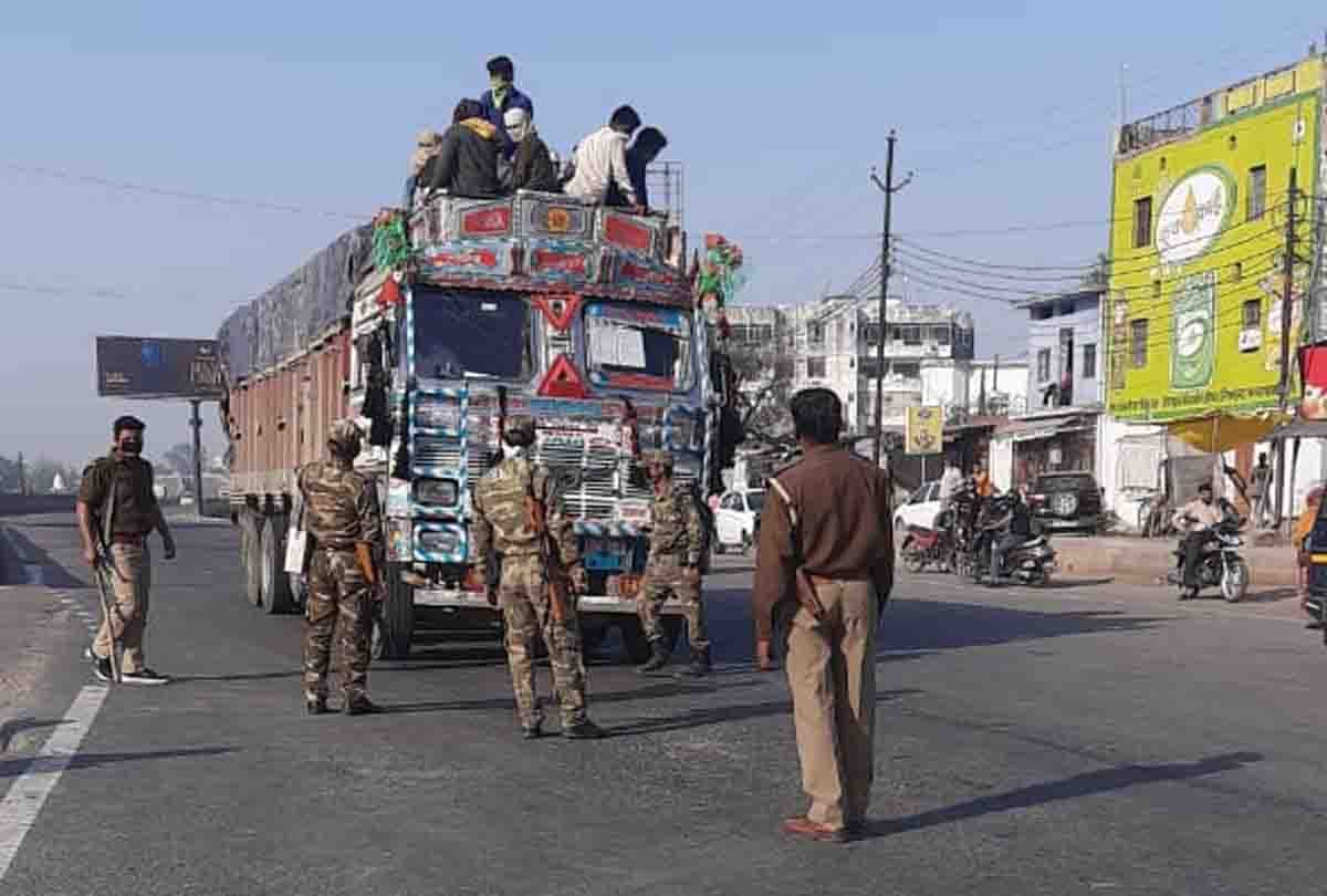 Police tightens lockdown, seals city limits