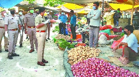 Police imposed 'curfew' in Shyamganj