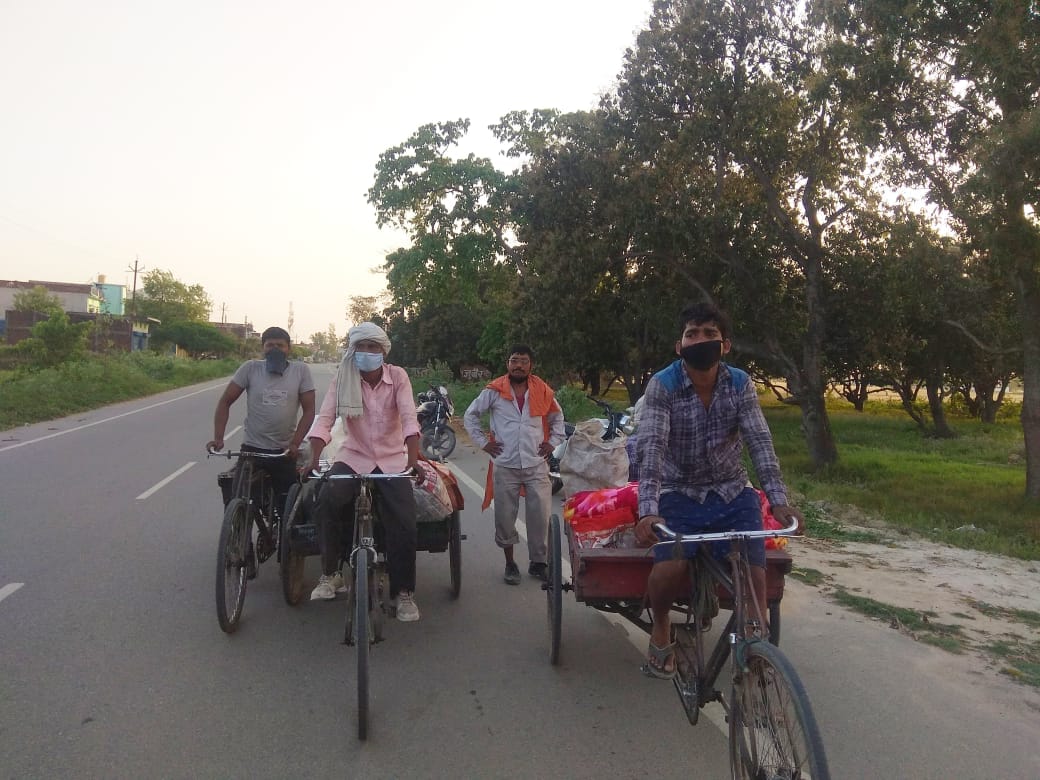 Many villagers arrived in maharajganj from stranded Delhi due to lockdown