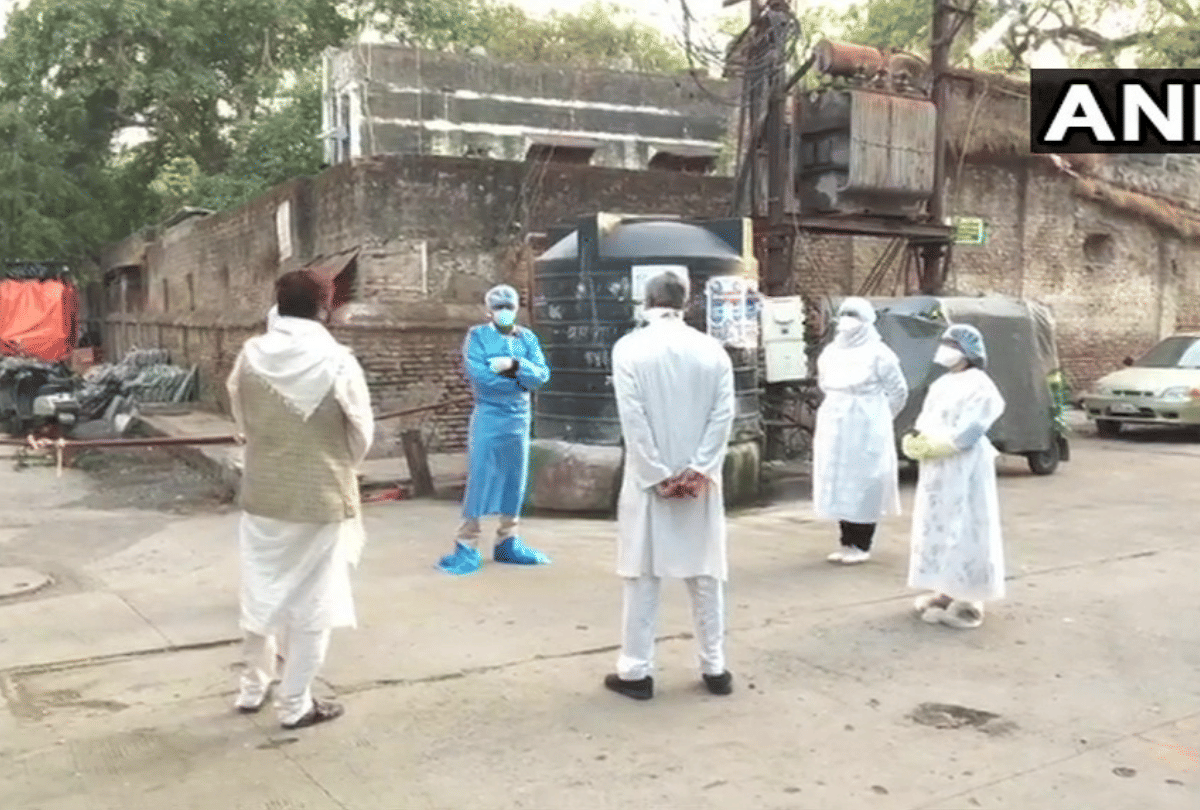 Coronavirus Anushka sharma reaction on COVID-19 Health Staff Attacked and Chased Away In Madhya Pradesh Indore