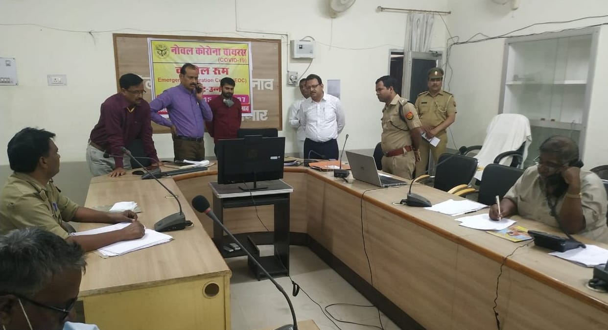 The control room is full of complaints of food grains