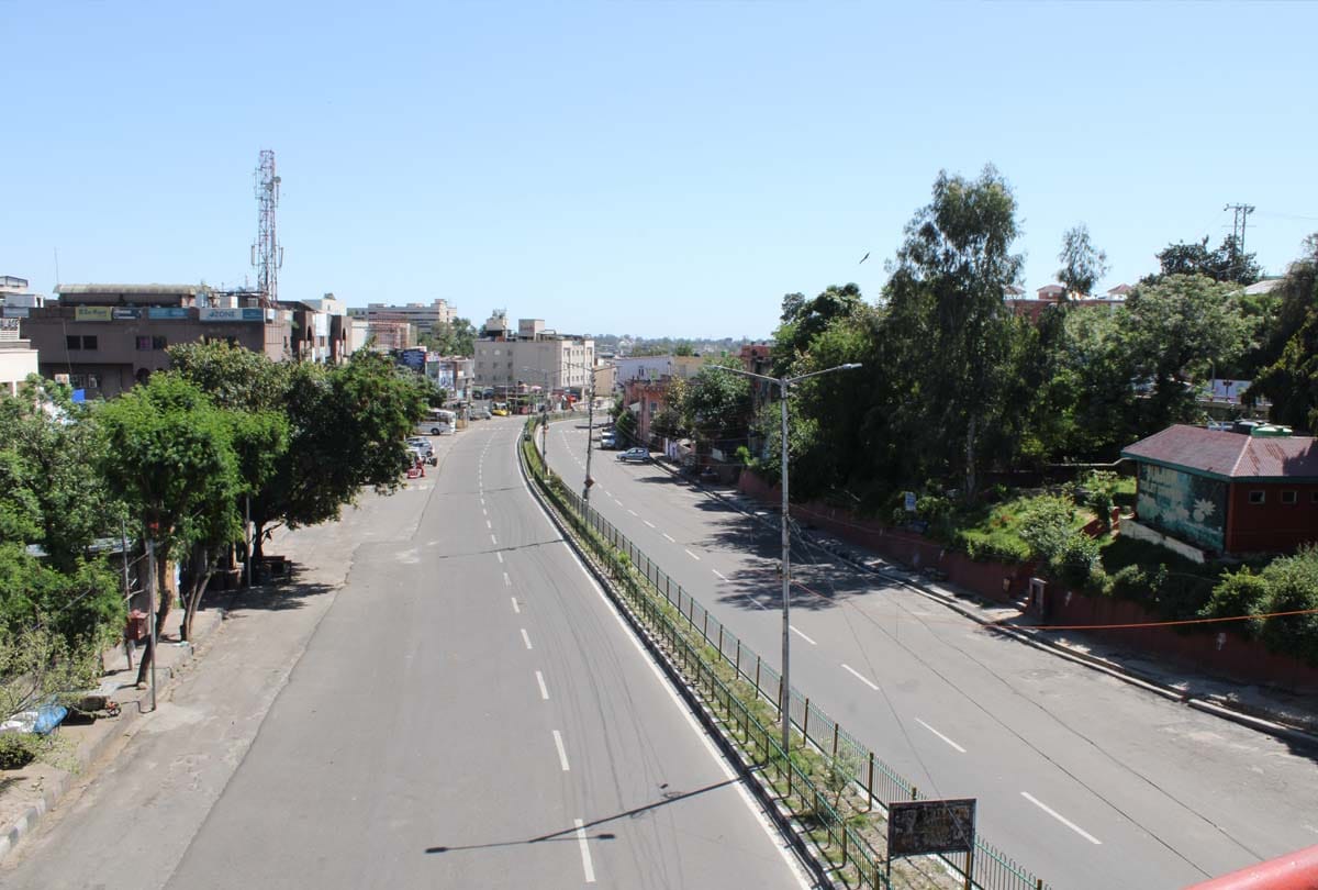 Impact of weekend lockdown seen in Jammu and Kashmir, markets are closed
