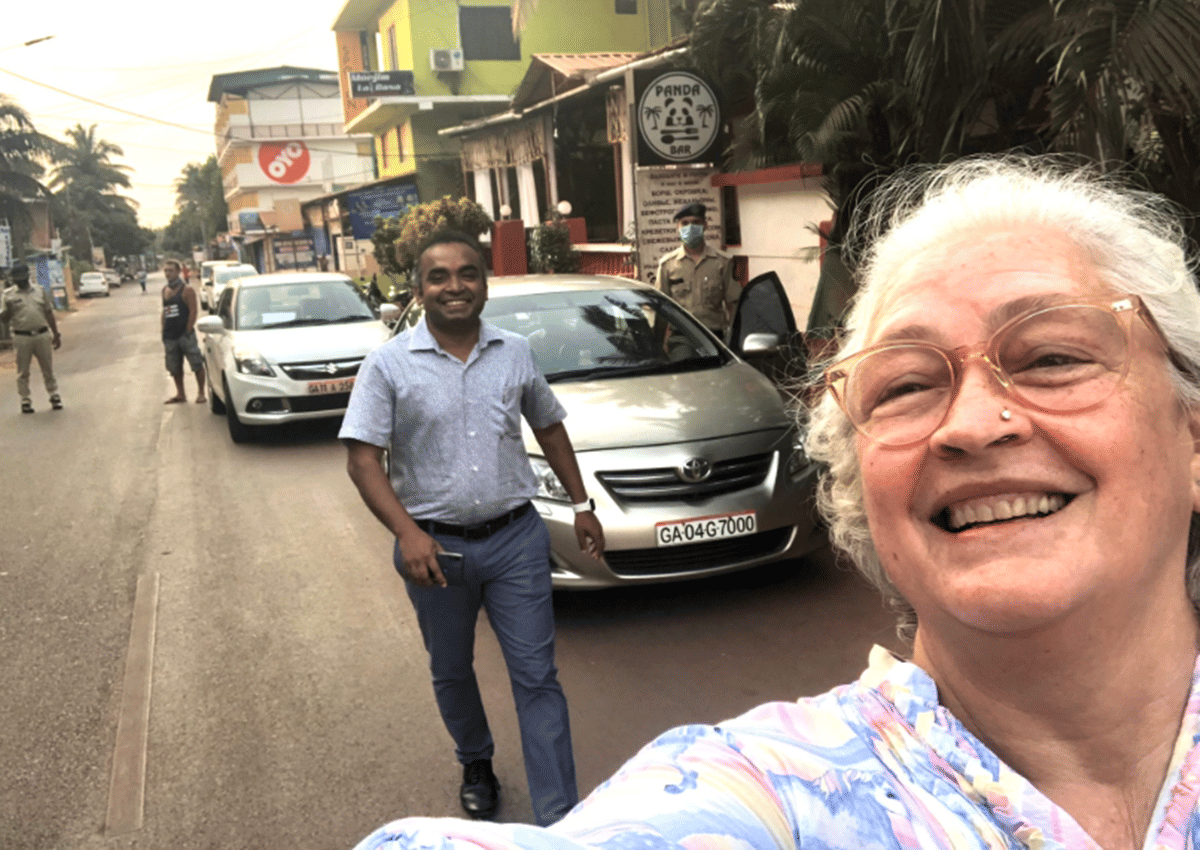 Nafisa Ali Niece COVID19 Warrior Diya Naidu donate Plasma In Karnataka post viral