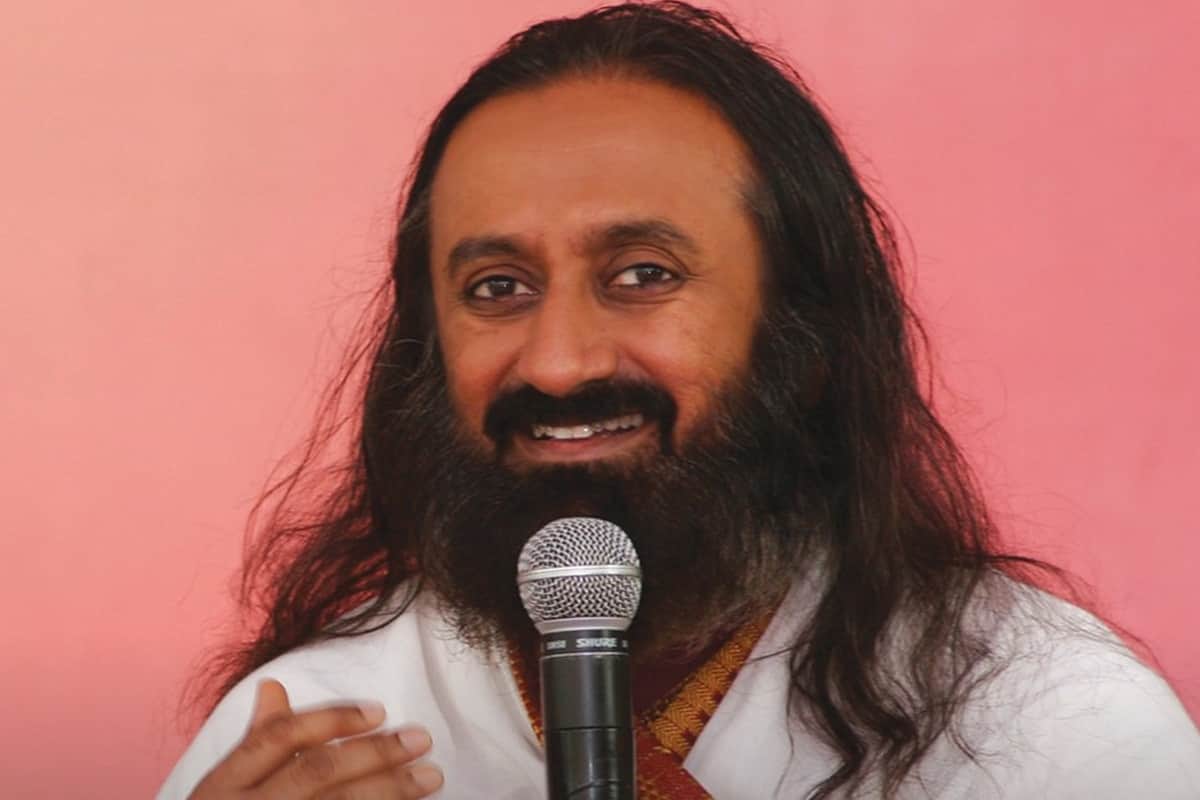 Sonakshi Sinha talks about ramayan controversy with Sri Sri Ravi Shankar syas people still troll her