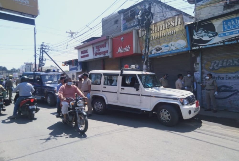 Uttarakhand lockdown: police patrolling in scooty and use drone for surveillance in roorkee