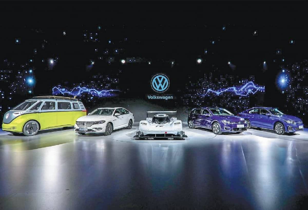 Coronavirus social distancing message makes its way into automobiles company logos