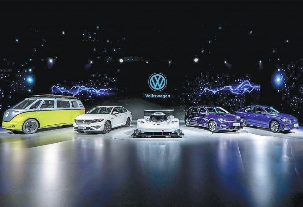 Coronavirus social distancing message makes its way into automobiles company logos