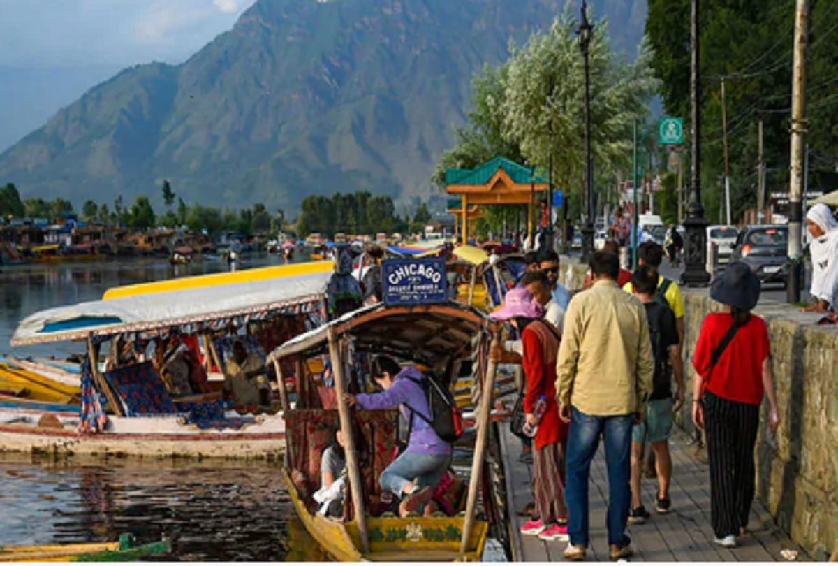 Only people of Jammu and Kashmir will get government jobs, amendment in Gazette
