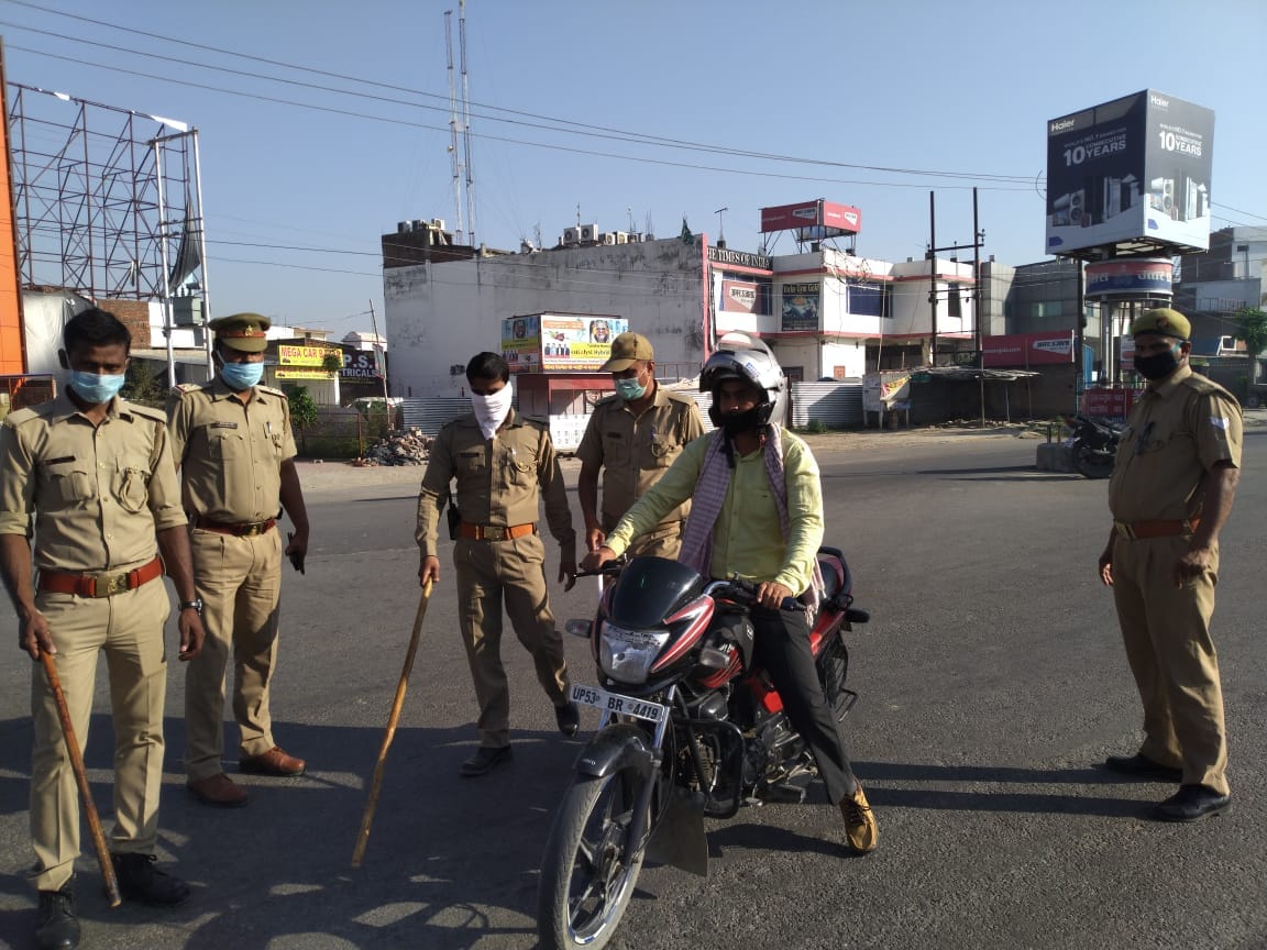Gorakhpur Lockdown update See Latest Photos in Gorakhpur Curfew, 4 april latest update news