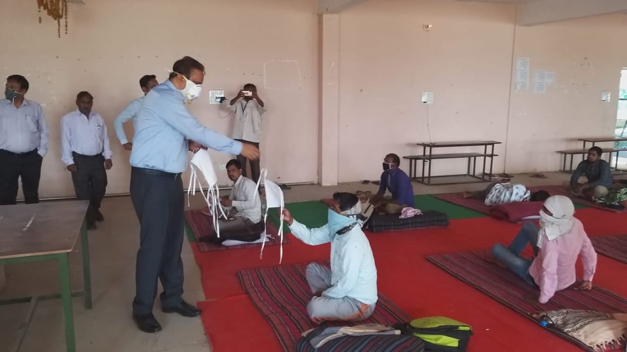 DM inspected quarantine centers and distributed masks