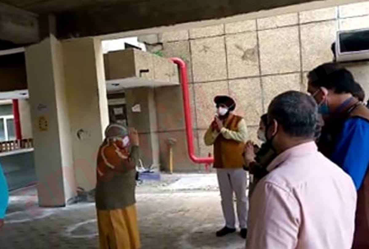 Coronavirus in Jammu Kashmir (J&K) News in Hindi, Elderly woman wins in fight with Corona