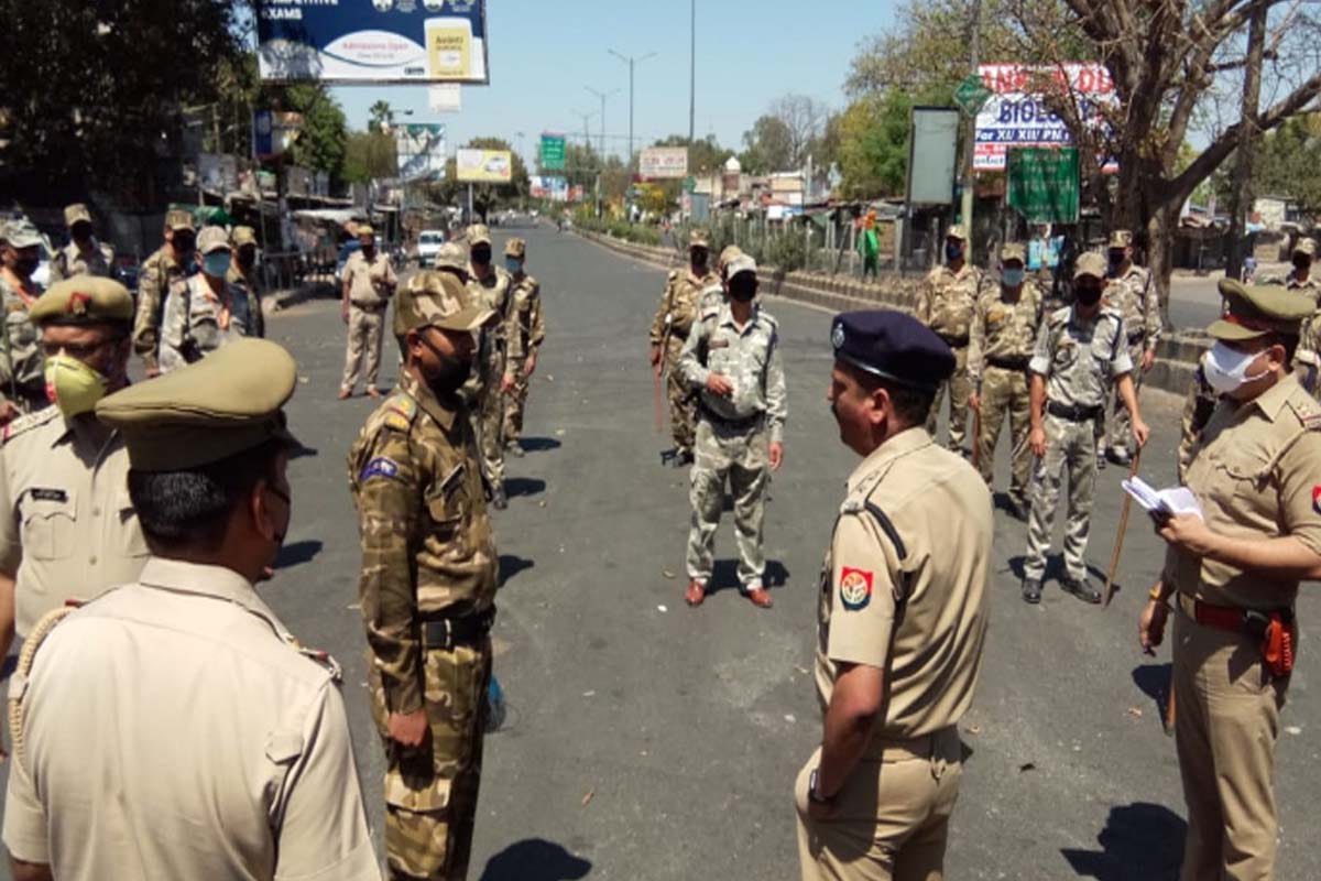 Lockdown update west UP news in Hindi:  Twelve Nepalese jamati found from a mosque in Bijnor, Quarantine