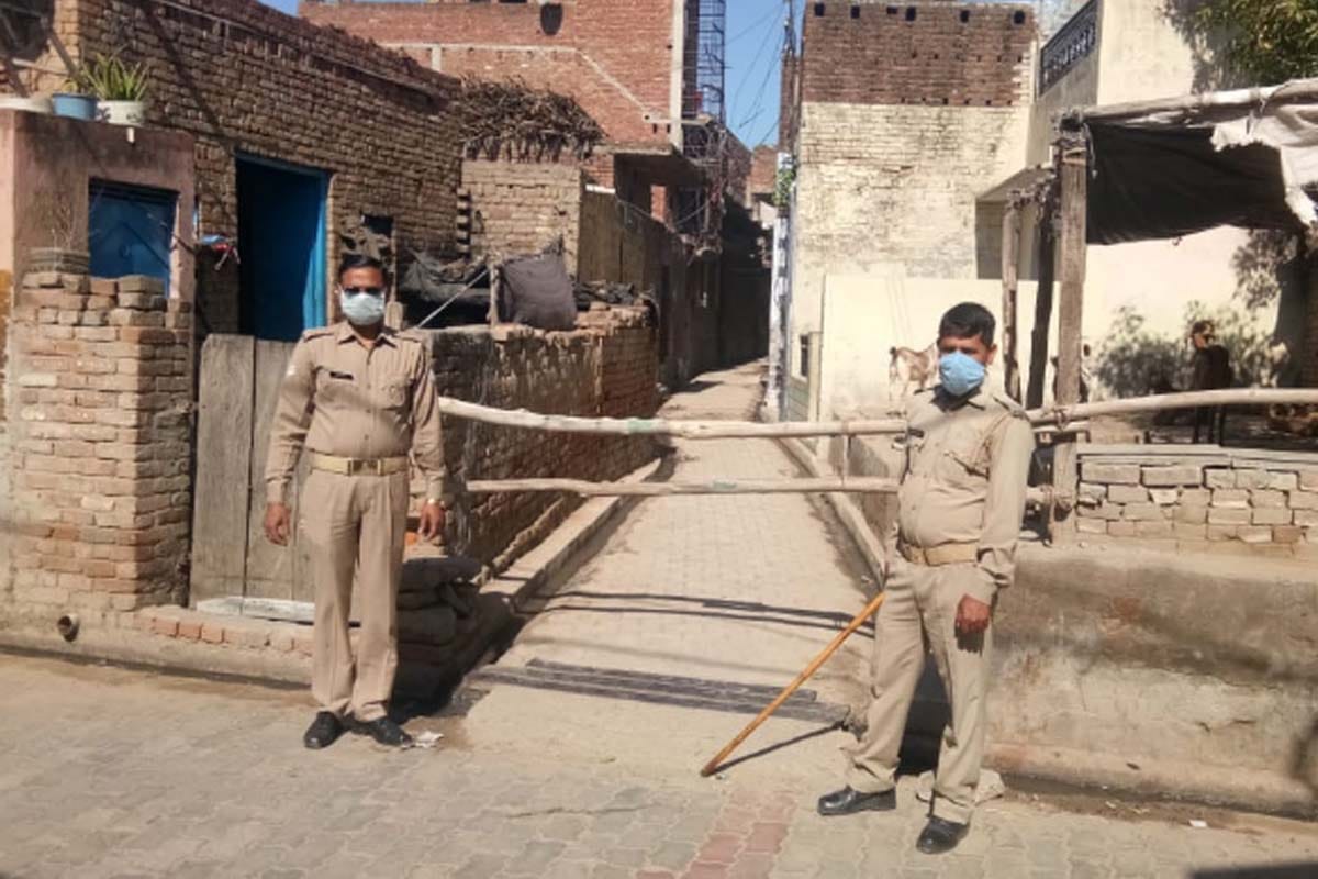 Lockdown: Police punished people to donkey ride or squats in Meerut on breaking Lo