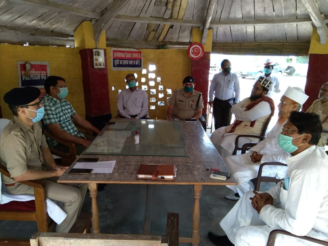 DM says do not hide any jamati from delhi markaz in maharajganj