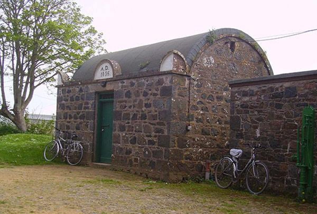 Worlds most bizarre prisons somewhere Prisoners live with family and somewhere Prisoners have to buy  a cell