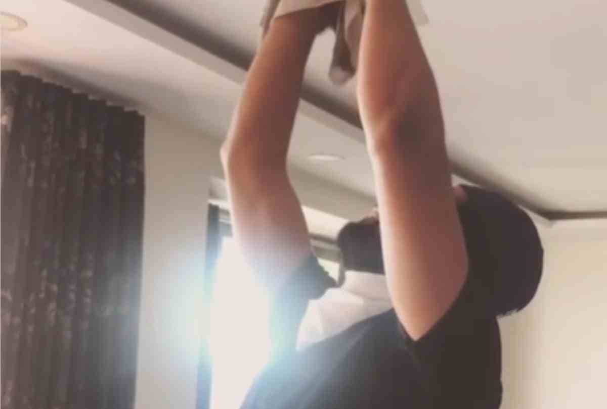 Vicky Kaushal shared video he cleaning his ceiling fan during lockdown