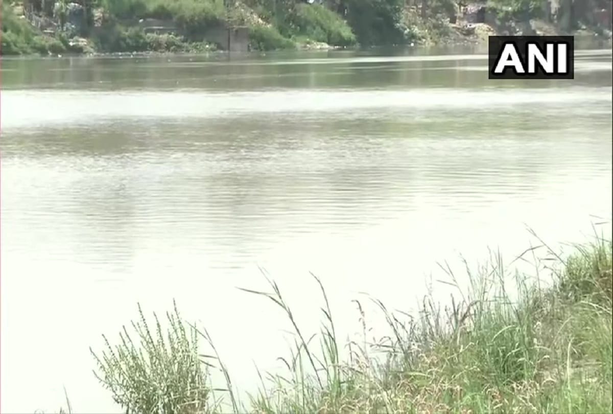 Yamuna cleaned in lockdown see all pictures