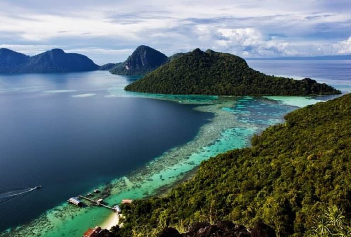 Top 5 largest island in the world and their mystery