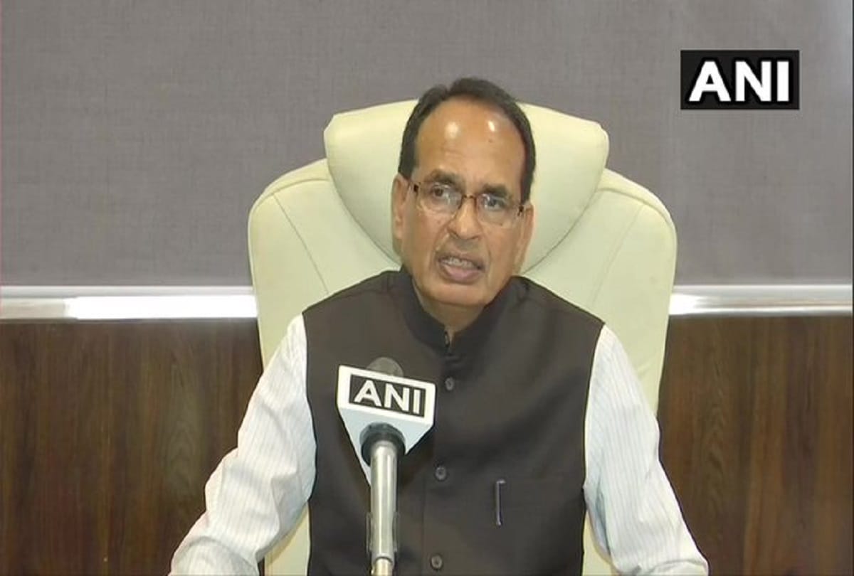 shivraj singh chouhan tweets on students demand of general promotion attack congress for provoking them