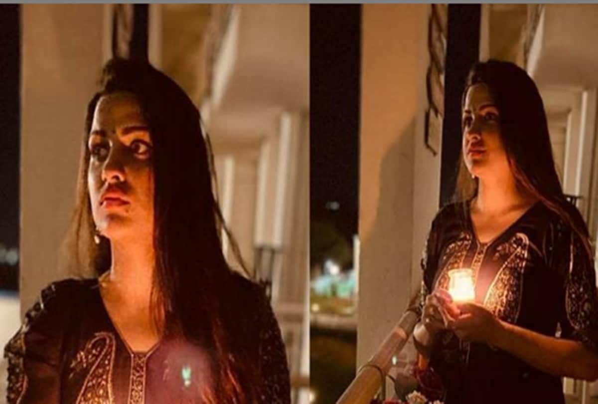 Bigg Boss 13 contestant Himanshi Khurana has shared an incident someone wrecked her car near Chandigarh