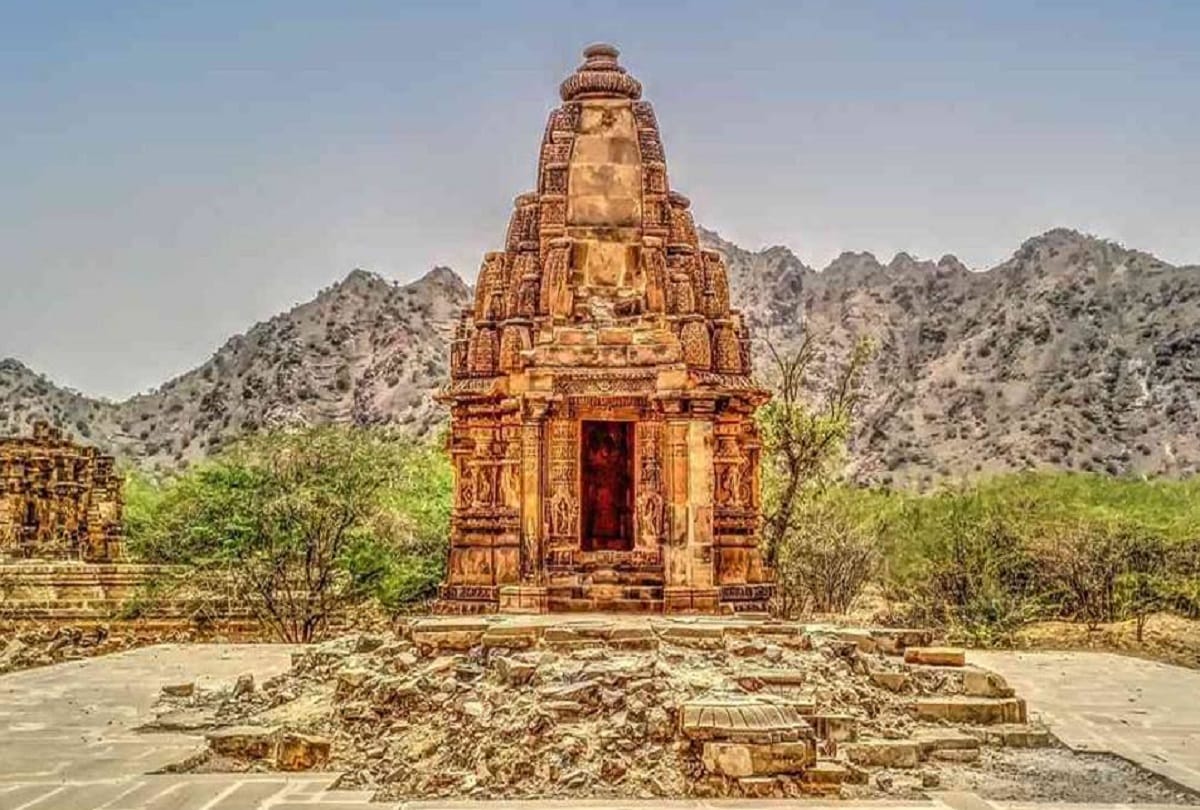 know about rajsthan kiradu temple mysterious temple in india