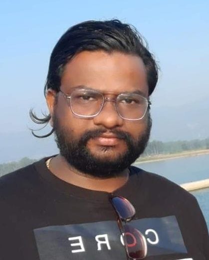 Pharmaasists come ahead to serve nation.