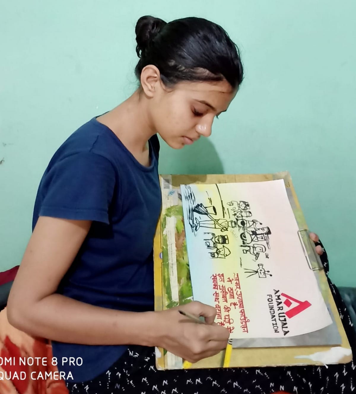 lockdown in up people time pass in varanasi making painting art
