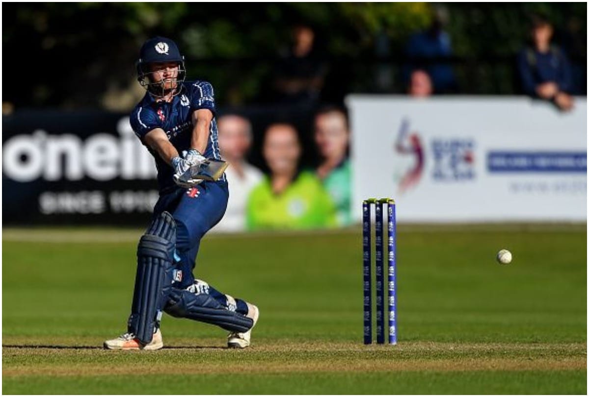 Five Cricketers who never got out on zero in his ODI career