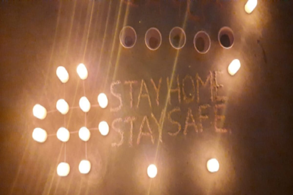 Corona Virus Update, People of Meerut city will light candles, mobile torches and diyas at nine o'clock