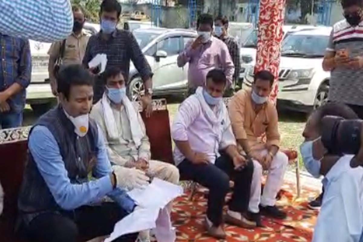 Bjp MLA Sangeet som will provide one month ration to one lakh families in Sardhana Meerut