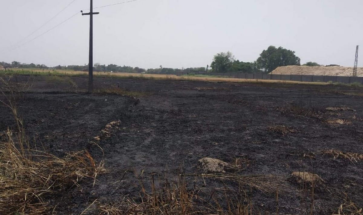 sugar mill spark destroyed fire crop of farmers in azamgarh