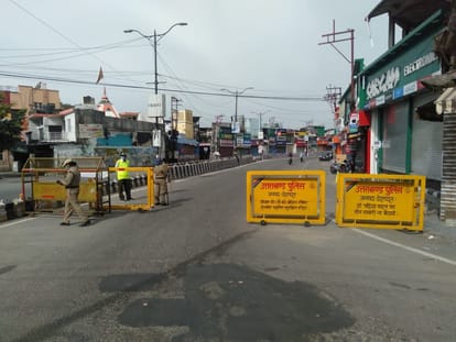 Coronavirus lockdown in uttarakhand Live Updates: Shops Open but Customer Not Come