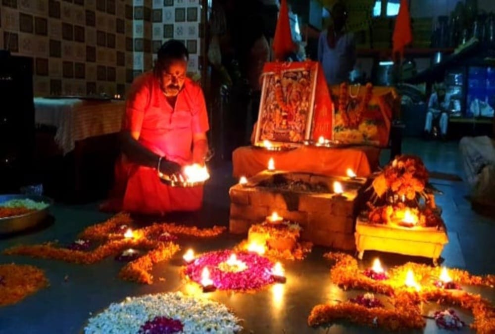 Coronavirus In uttarakhand: people Celebrated 9 Minute Diwali with Pm narendra modi to defeat corona