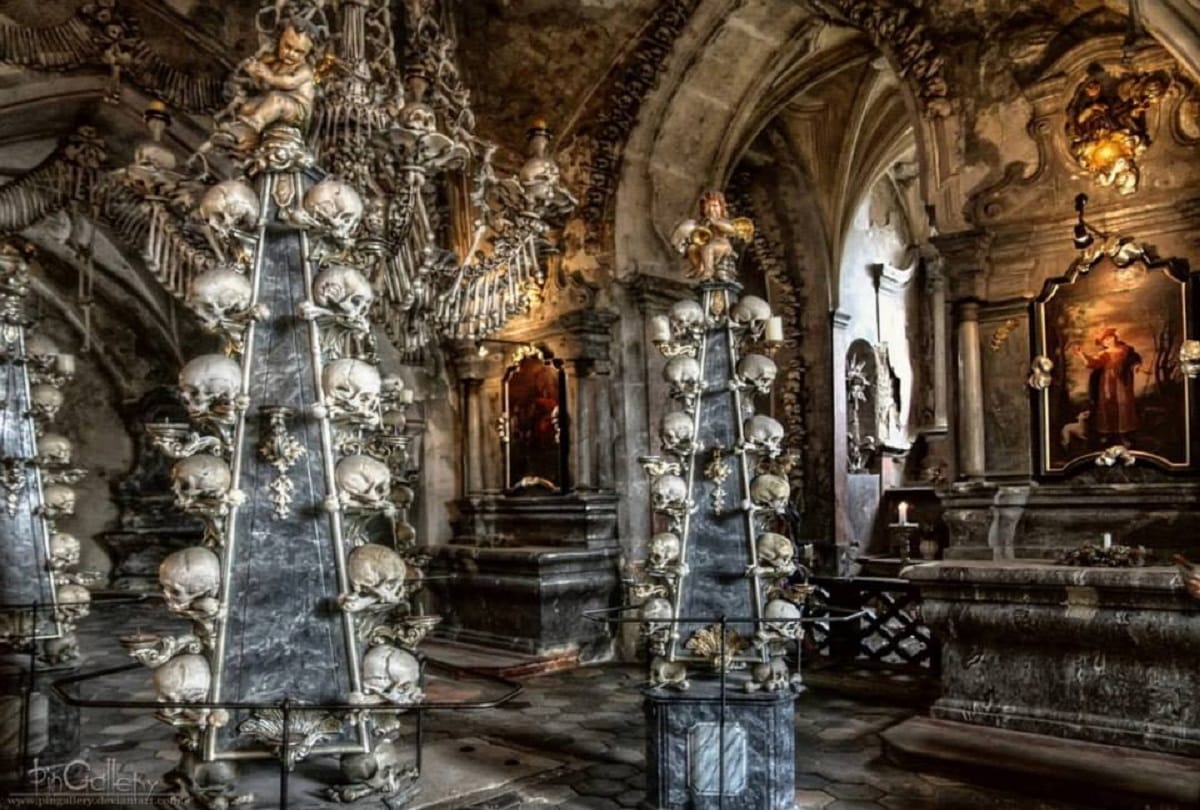Sedlec Ossuary The church of Bones adorned with 70 thousand human skeletons