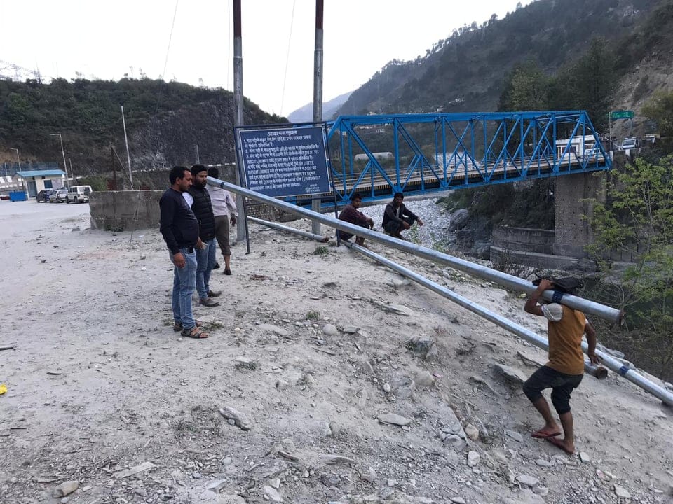 Uttarakhand : gangotri highway closed from three days watch photos