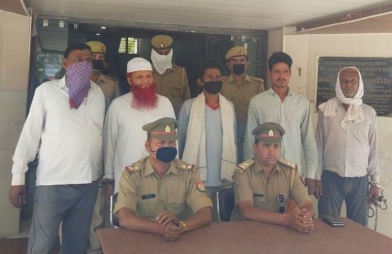 five alleged arrest in murder case