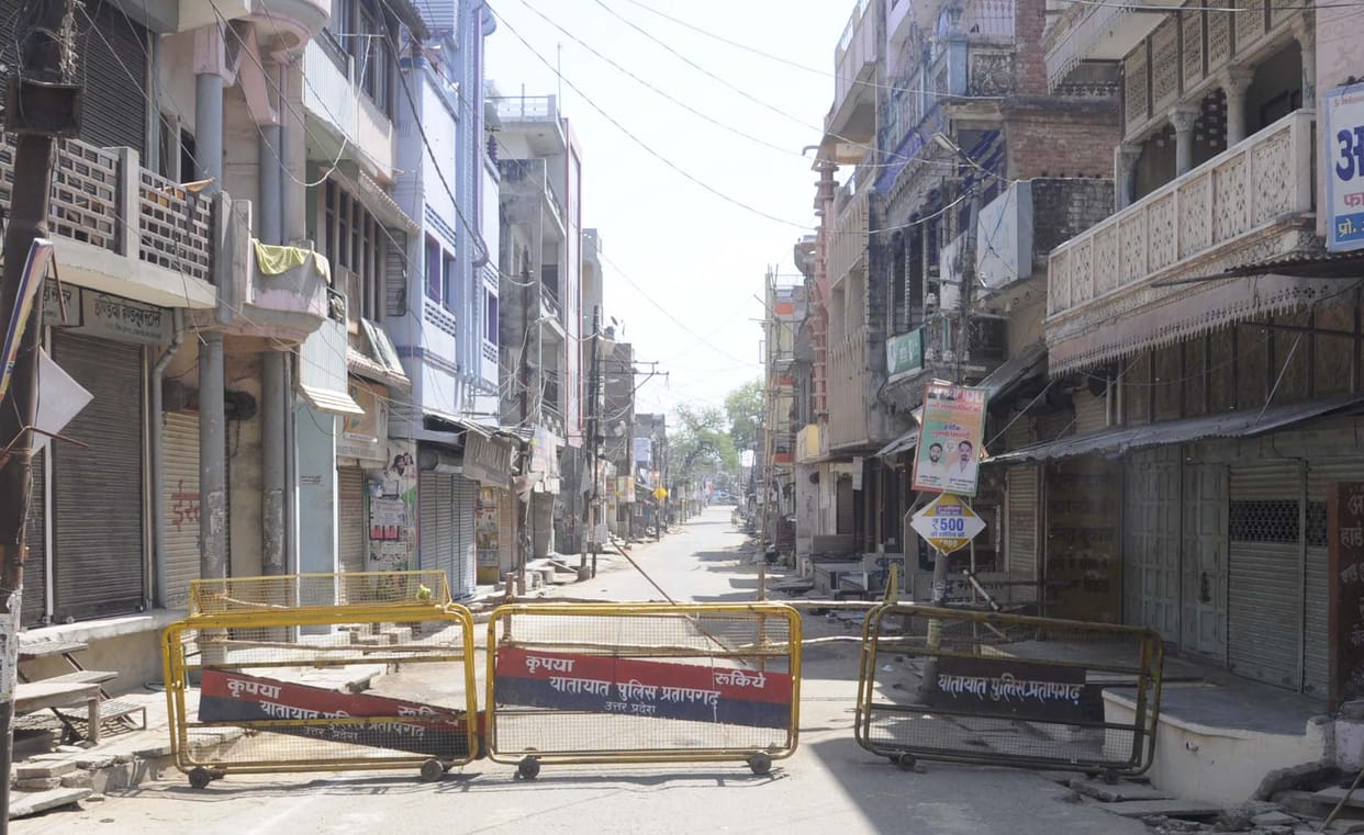CoronaVirus: 17 policemen who left barricading, Kotwal wrote a report