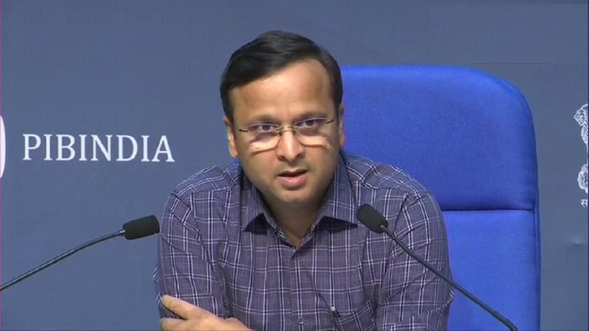 CoronaVirus: impossible for india to follow international standards of lockdown
