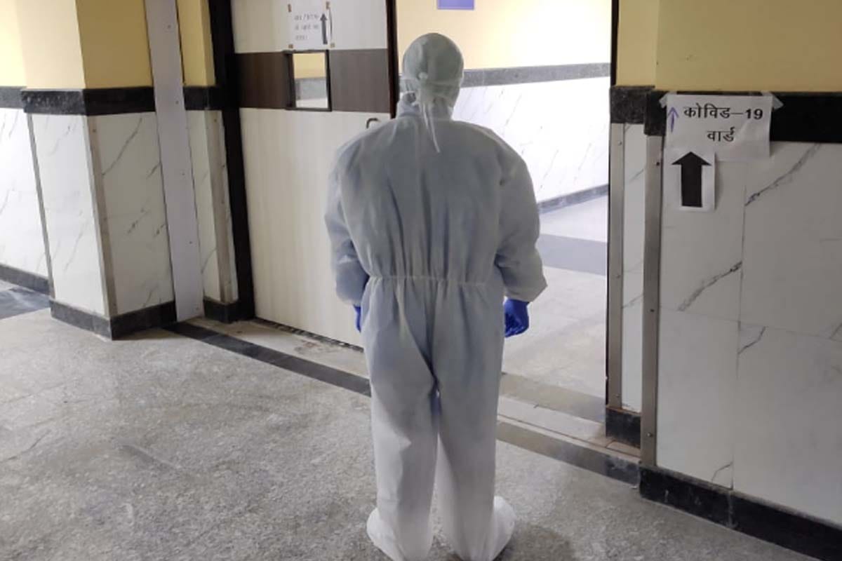 Exclusive: Meerut Doctors told how to get rid of corona virus, so far 13 infected people have been cured
