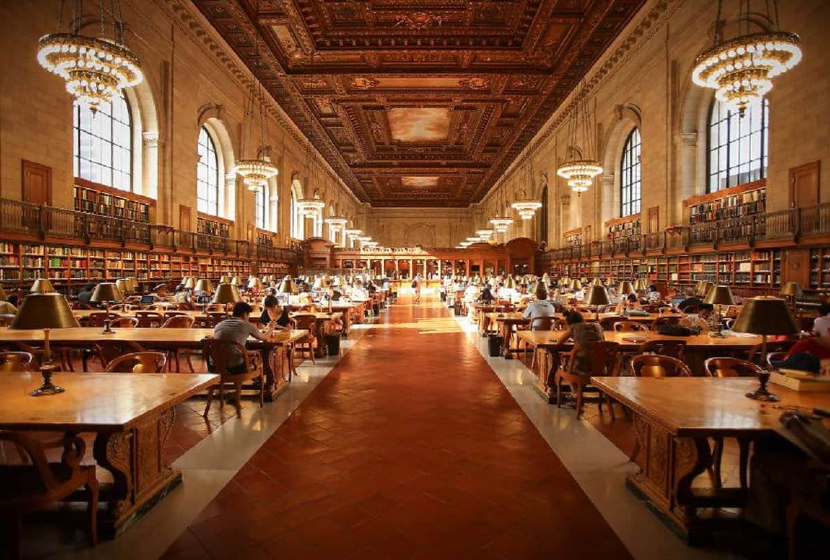 Largest Libraries In The World are home to millions of books and  other items